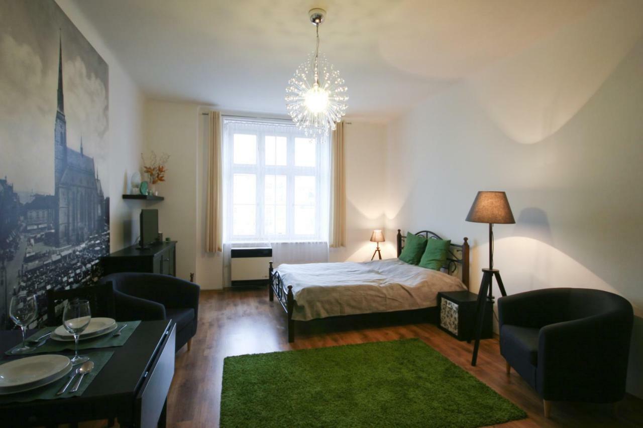 Apartmán Mrakodrap Plzeň Exterior foto